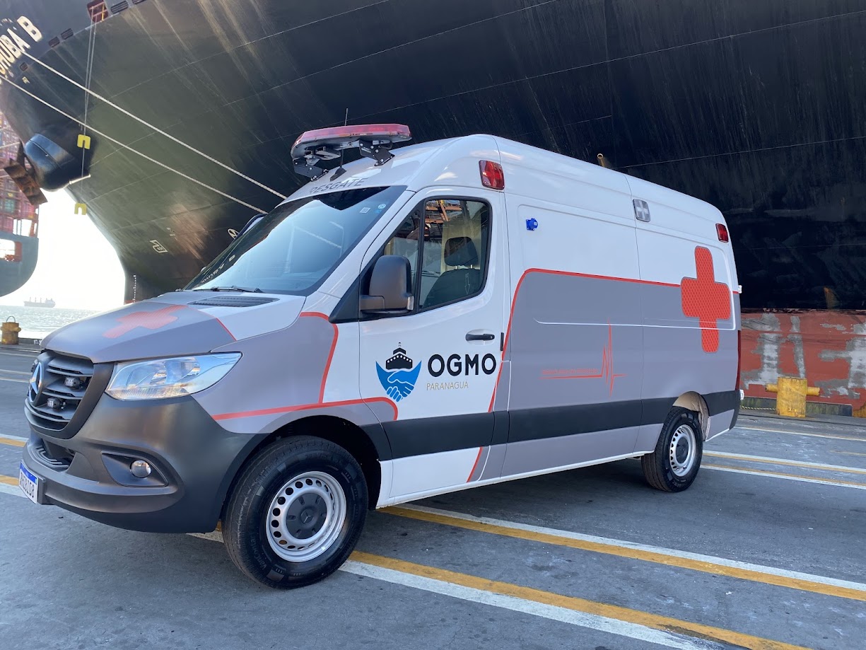 OGMO/Paranaguá dá início às comemorações dos 30 anos com entrega de UTI móvel